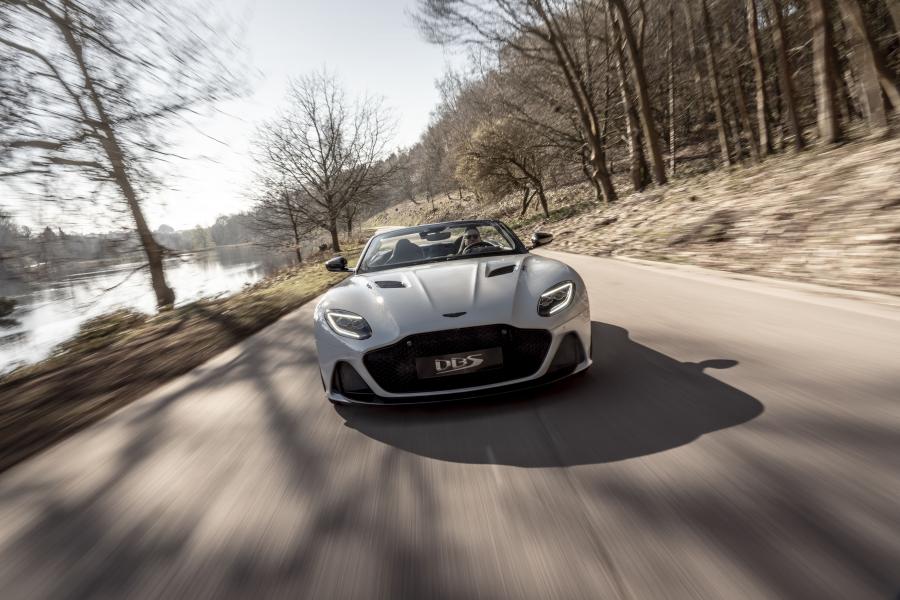  Aston Martin DBS Superleggera Volante 2019 года  (WW) (фото 10 из 41)